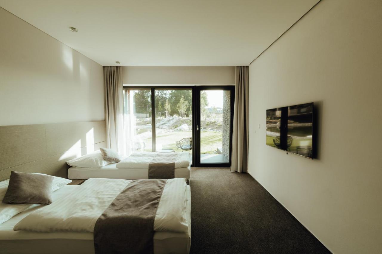 Hotel Resort Lovecka Basta Страконице Экстерьер фото