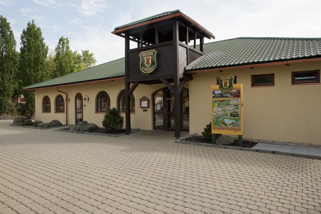 Hotel Resort Lovecka Basta Страконице Экстерьер фото